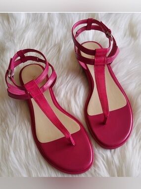 🩷Nine West Pink Sz 9 T-Strap Sandals🌷